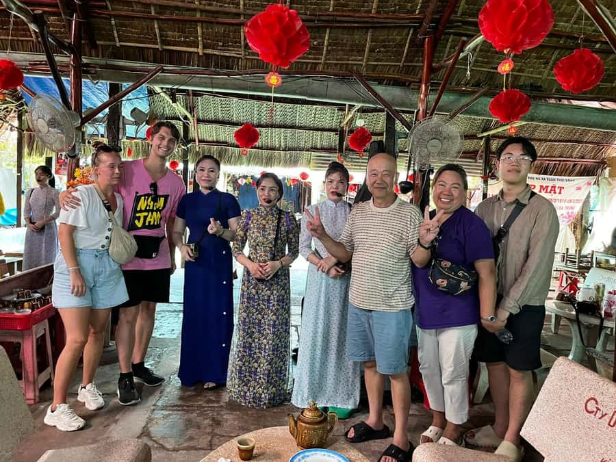 1 Day Mekong Tour: Cai Rang Floating Market & MyTho-Ben Tre - A horse cart or Lambro ride to lunch