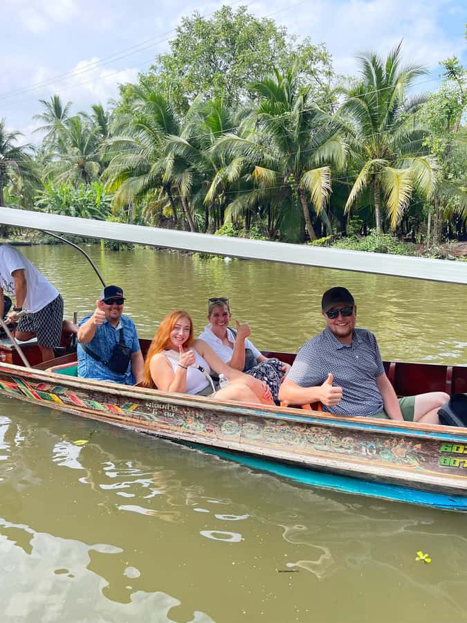 1-Day Trip: Floating Market & Railway Market by Toyota Camry - Damnoen Saduak and the canal ride