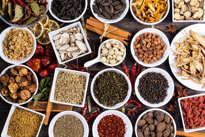 3-Hour Herbal Wholesale TCM Market and a Local Wet Market Tour - Why this Chengdu market walk feels different