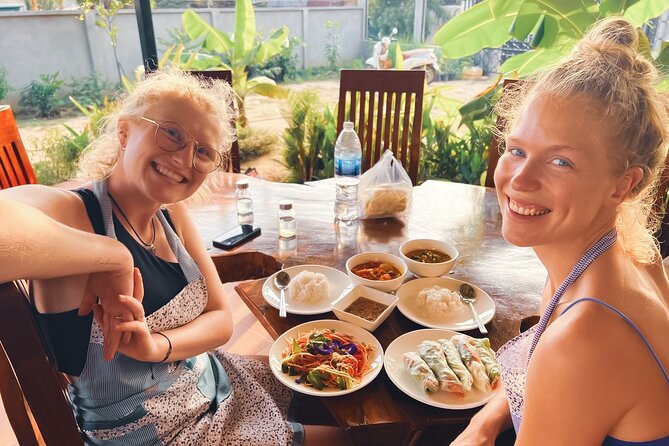 3-Hour Siem Reap Guided Cooking Class and Market with Pick up - From the market to the Khmer cooking table