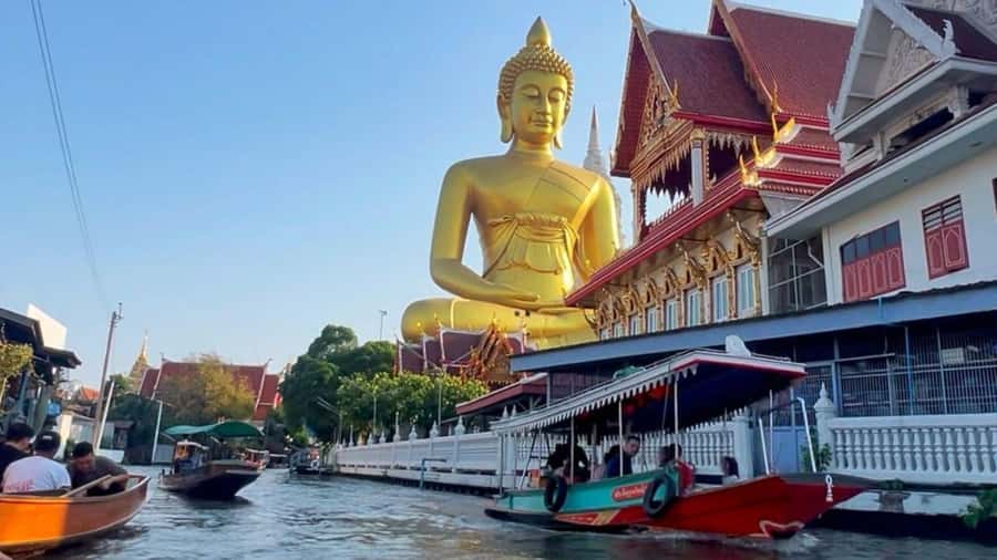 3 Hrs Private boat Tour Bangkok Floating Market by Flat Boat - One hour at Khlong Lat Mayom Floating Market