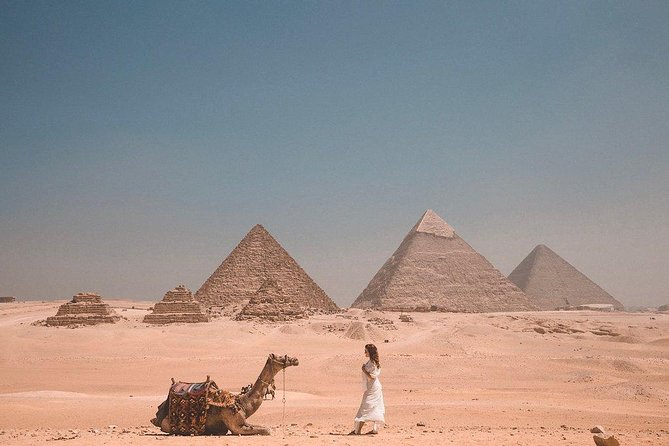 8-Hour Private Tour of the Pyramids,Museum and Bazaar including camel ride - What a private Egyptologist guide changes