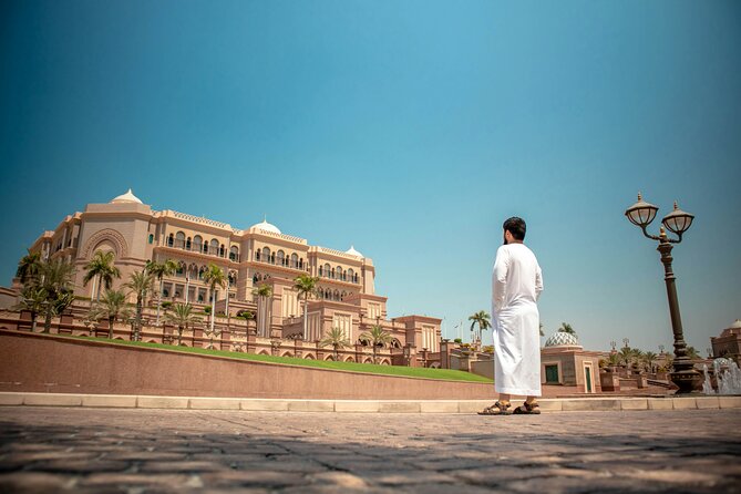Abu Dhabi City Tour: Grand Mosque, Palace, Souk, Louvre & Ferrari - What the $118.63 price really covers