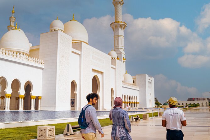 Abu Dhabi Sightseeing Tour: Sheikh Zayed Mosque, Heritage Village & Dates Market - Sheikh Zayed Grand Mosque: allow the full 90 minutes