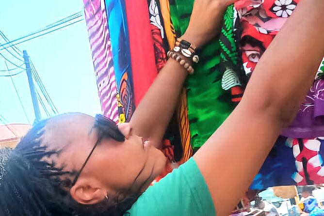 Accra, Ghana Guided Local Market Tour - Transportation and the four-hour schedule