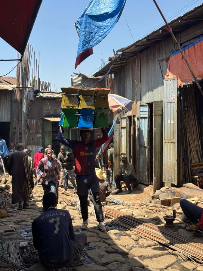 Addis Ababa: Mercato Market and Sightseeing Tour - A royal house used as the Addis Ababa restaurant