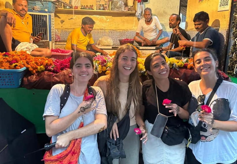 Agra: Street Food Walking Tour, Spice Market, & Tuk-tuk Ride - Why this is a useful second Agra experience