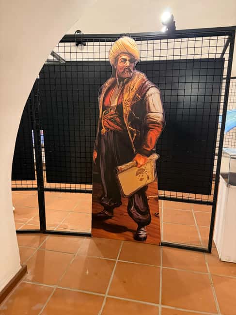 Alanya City, Castle & Boat Tour with Bazaar and Swim Stop - What the $16 price really buys you