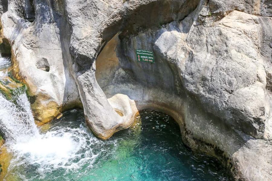 Alanya:Sapadere Canyon, Bazaar,Castle & Cleopatra Beach Tour - Alanya Castle and the optional cable car