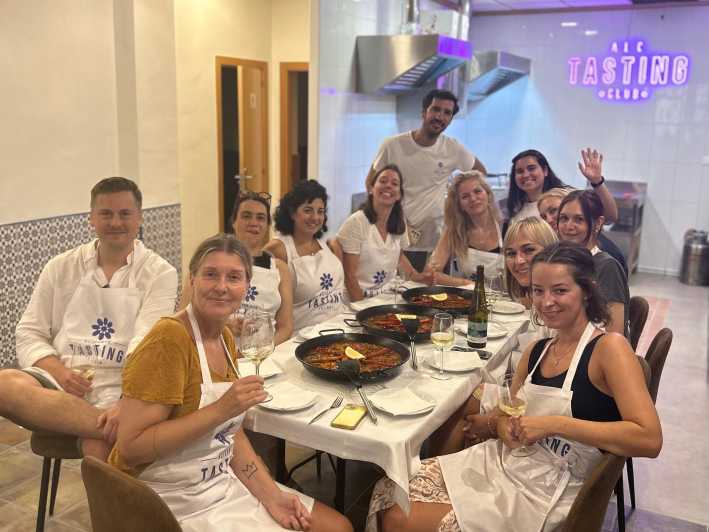 Alicante Paella Cooking Class, Tapas, Drinks and Market - Tapas, Wine, and the Social Part of the Class