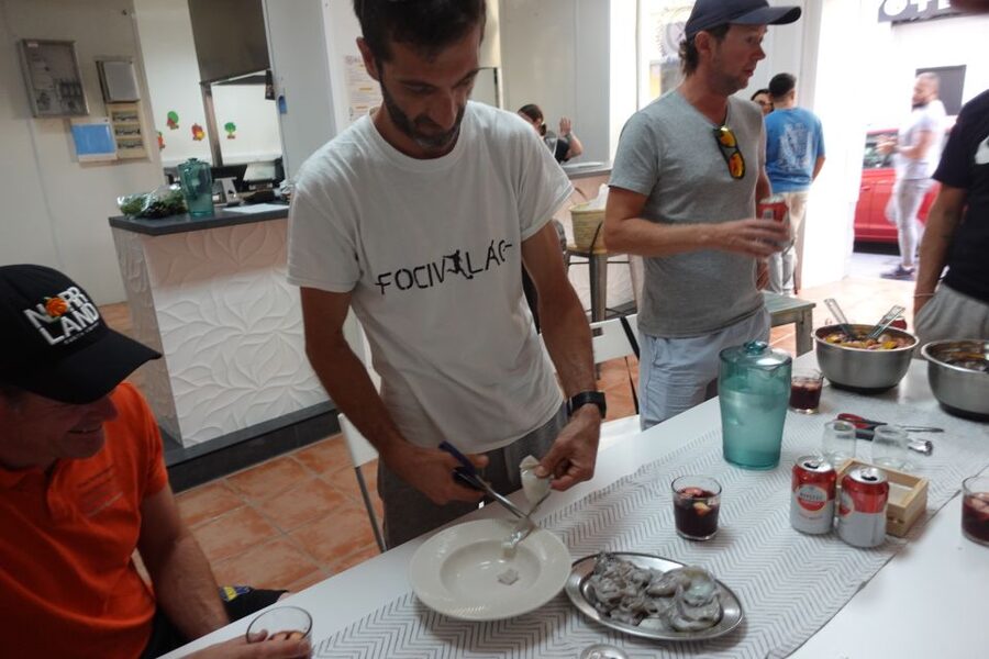 Alicante: Paella & Sangria Class with Tapas and Market Visit - Sangria, tapas, and a long shared lunch
