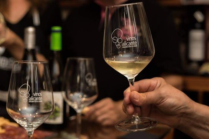 Alicante traditions and tasting at the market - What makes the market worth your morning