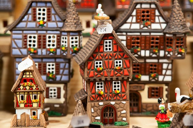 Alsace Christmas Markets Day Tour from Strasbourg - The timing problem: daylight versus Christmas lights
