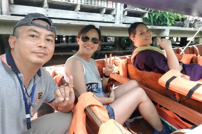 Amphawa and Railway Markets with Boat Ride Group Tour - Practical tips for making the day work