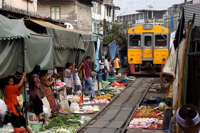 Amphawa Floating Market Tour with Maeklong Railway Market (SHA Plus) - A private vehicle changes the value of the day
