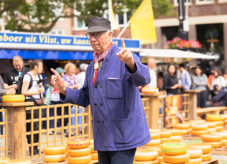 Amsterdam: Traditional Cheese Market Tour to Alkmaar - Why Alkmaar’s cheese market is worth your morning