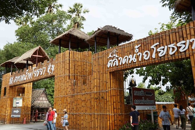 Ayutthaya Floating Market Admission Ticket with Transfer - Boats, waterways, and the extra cost to watch