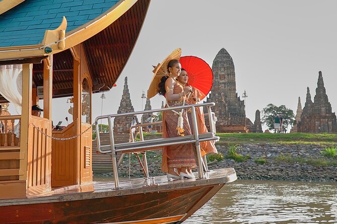 Ayutthaya Sunset Discovery, Boat Ride, Iconic Spots, Local Market - Wat Mahathat and the tree-root Buddha