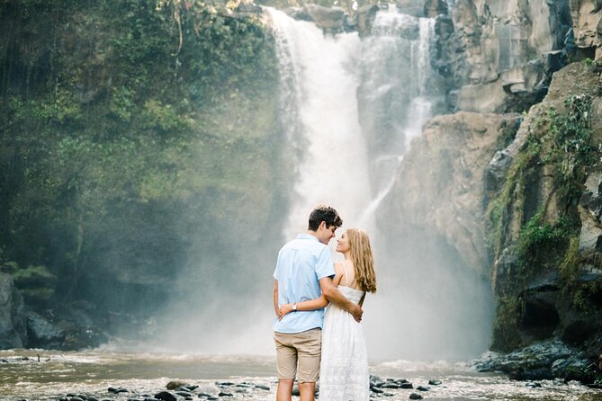Bali Night Market Experience and Ubud Highlights tour - Tegenungan Waterfall: a scenic first stop with a swim option