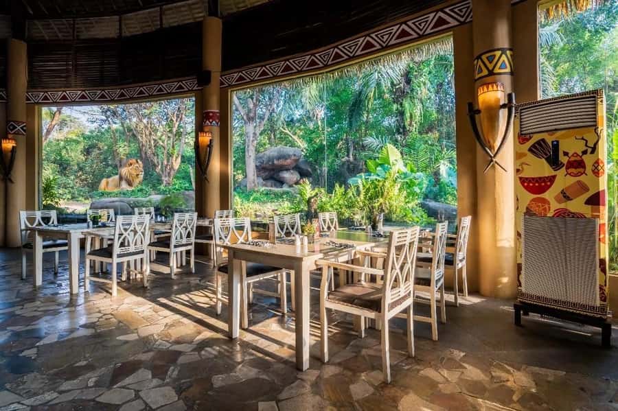 Bali: Safari Zoo and Ubud Palace and Market Day Tour - Is $105 per person fair value?