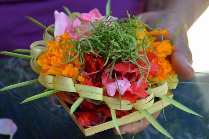 Balinese Cooking class with traditional morning market visit - Who should book this Ubud cooking class?