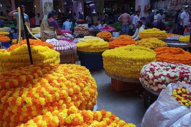 Bangalore Evening Food Street Walk and Market Visit - Starting at Chickpete Metro Station at 6 PM