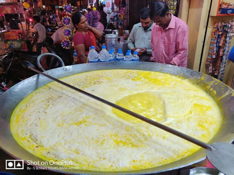 Bangalore: Food Street Walk and a colourful bazaar - What the guide adds to the evening