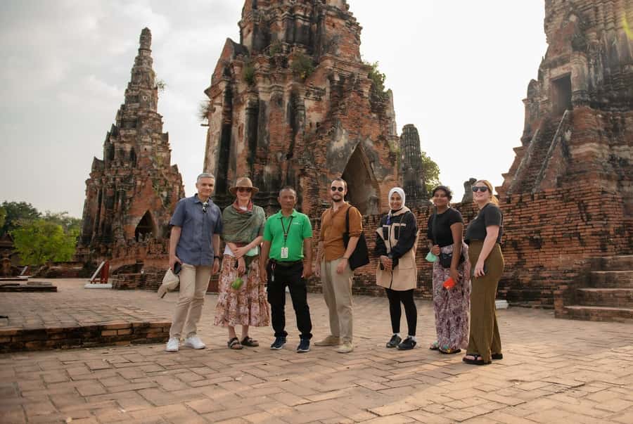 Bangkok: Ayutthaya, Railway & Floating Markets Full-Day Tour - Why This Tour Works for First-Time Visitors