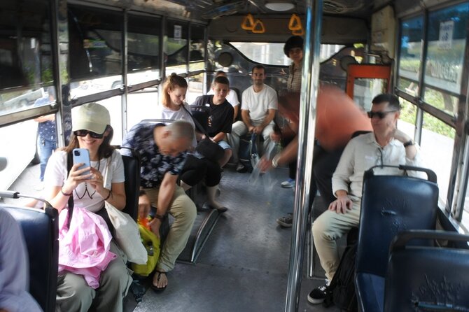Bangkok: City Highlights Temple and Market Walking Tour - The Grand Palace and Emerald Buddha Temple
