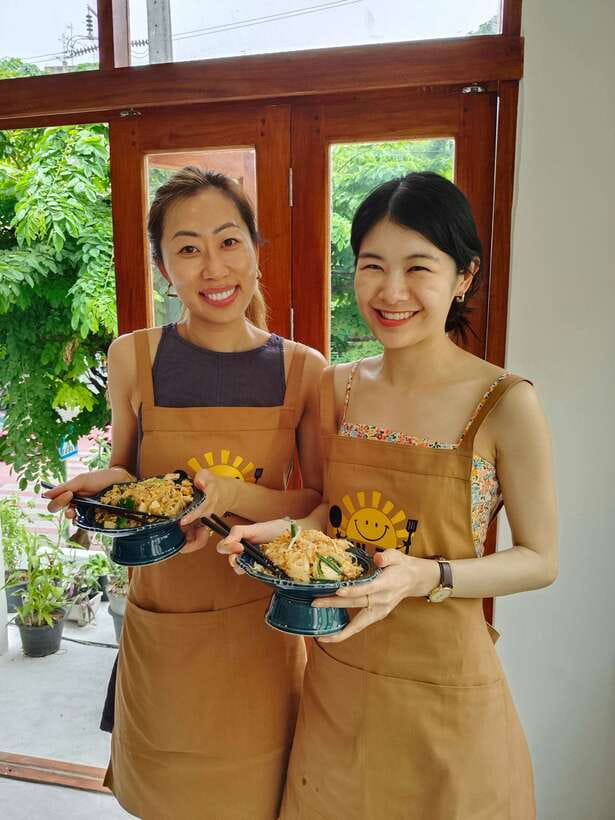 Bangkok: Cooking Class + Tuk Tuk Ride + Market Tour - Small practical points worth knowing