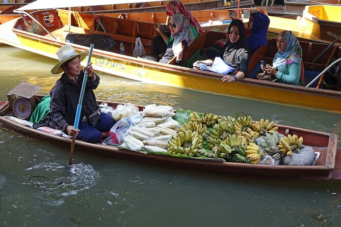 Bangkok Damnoen Floating Market and Maeklong Railway Private Tour - Maeklong Railway Market and the passing train