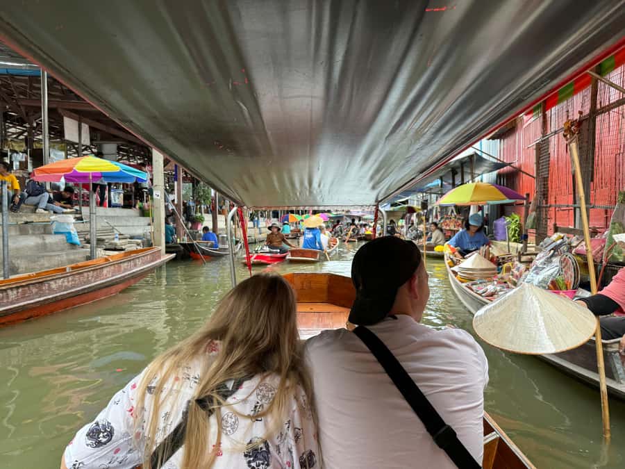 Bangkok: Damnoen Floating Market & Train Market Private Tour - Why the Maeklong train market is worth the early effort