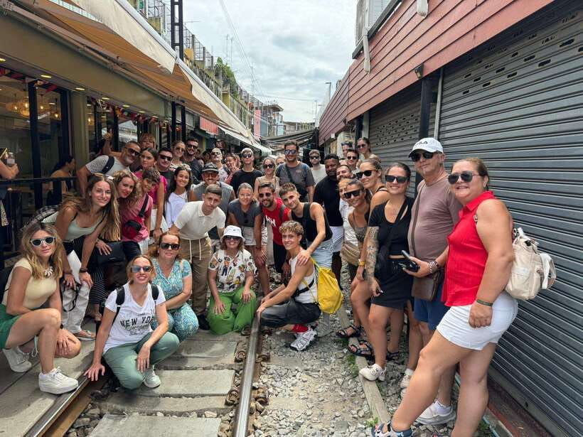 Bangkok: Damnoen Saduak and Mae Klong Train Markets - How authentic is the experience?
