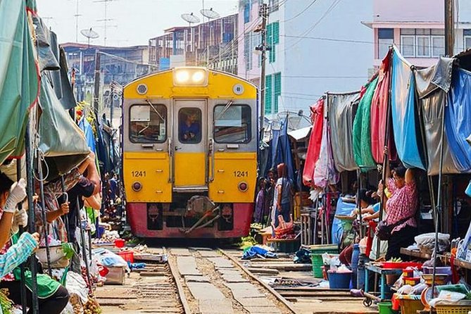 Bangkok - Damnoen Saduak and Train Market Private Tour - Maeklong Railway Market: shopping beside the rails