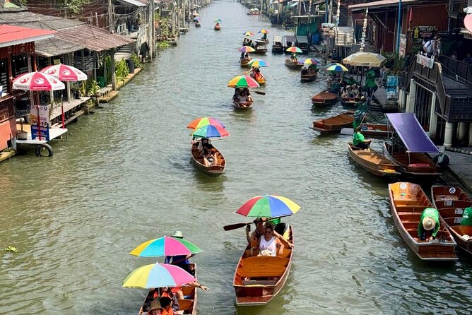 Bangkok: Floating Market and Train Market Experience - How the guide changes the experience