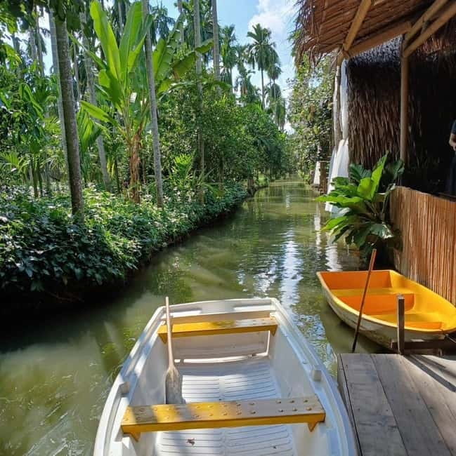Bangkok: Floating Market, Phra Pathom Pagoda & Cafes Tour - After the Rain Coffee & Gallery