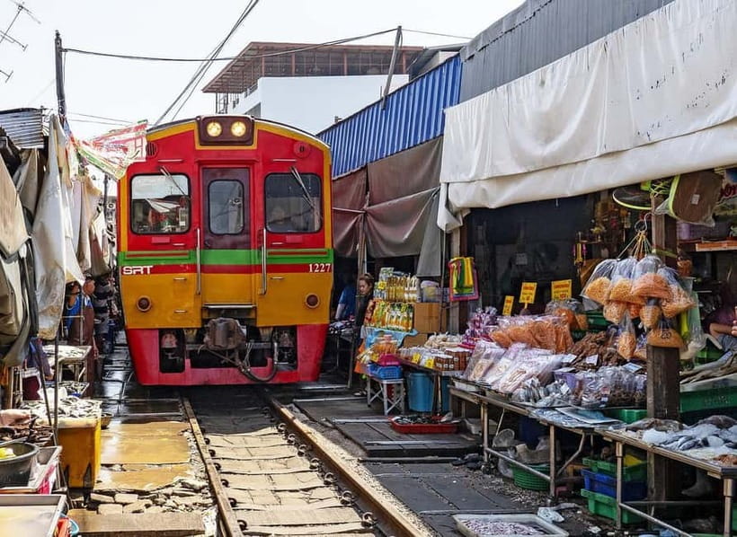 Bangkok: Floating Market & Railway Market with Hotel Pick Up - Why this Bangkok day trip works