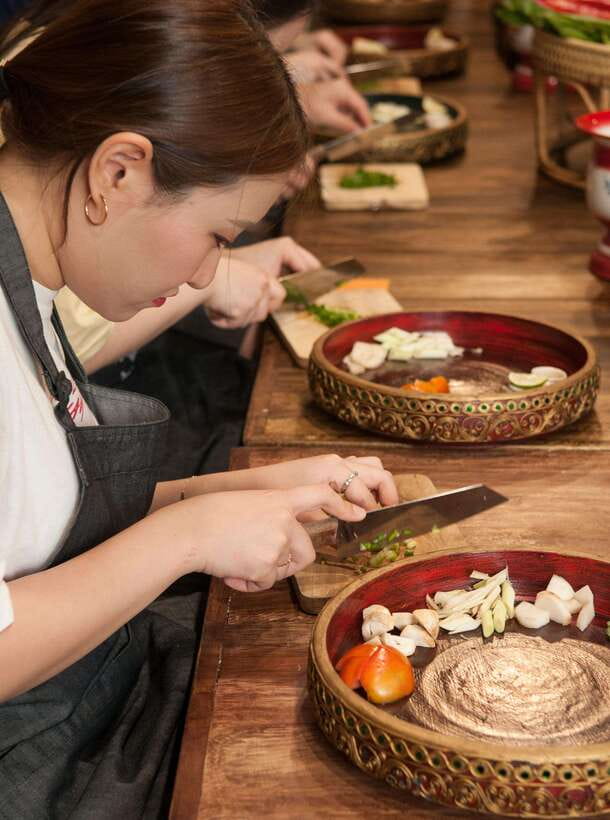 Bangkok: Hands-on Thai Cooking Class and Market Tour - Key points to know before booking