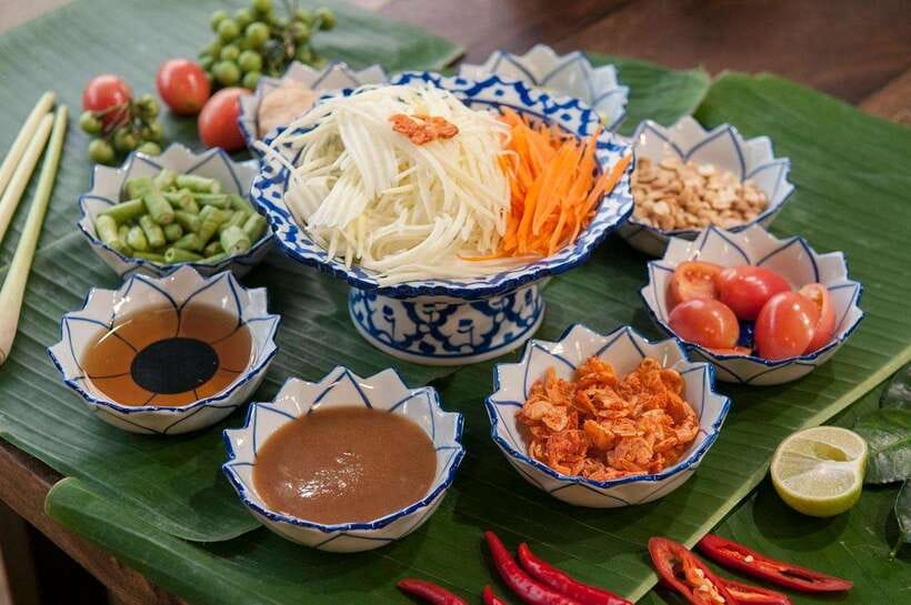 Bangkok: Hands-on Thai Cooking Class and Market Tour - Friendly instruction for beginners