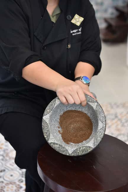 Bangkok: Hands-on Thai Cooking Class & Market Tour in Sathon - Dietary Needs and Practical Comfort