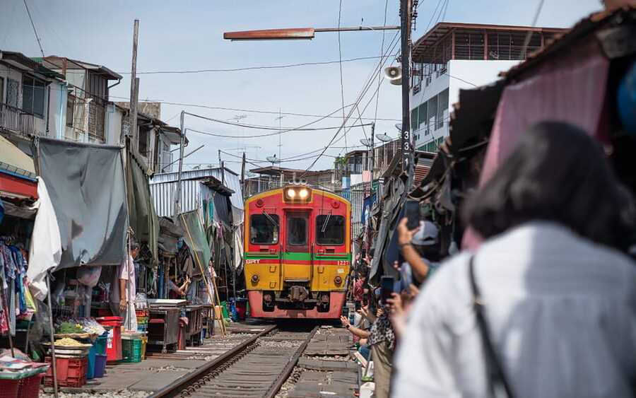 Bangkok: Maeklong Railway Market and Amphawa Floating Market - Why the railway market is worth the long drive