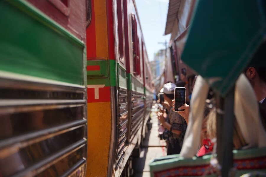 Bangkok: Maeklong Railway Market & Floating Market Tour - Why the Maeklong Railway Market is worth the road trip