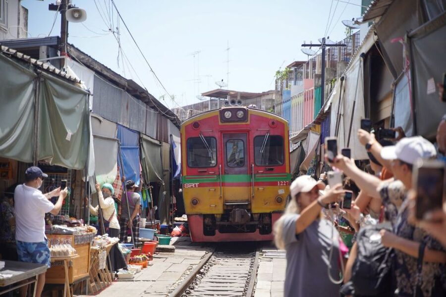 Bangkok: Maeklong Railway Market & Floating Market Tour - Food, photos, and the human side of the tour