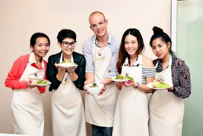 Bangkok: Maliwan Thai Cooking Class with Market Tour - Four things worth knowing before you book
