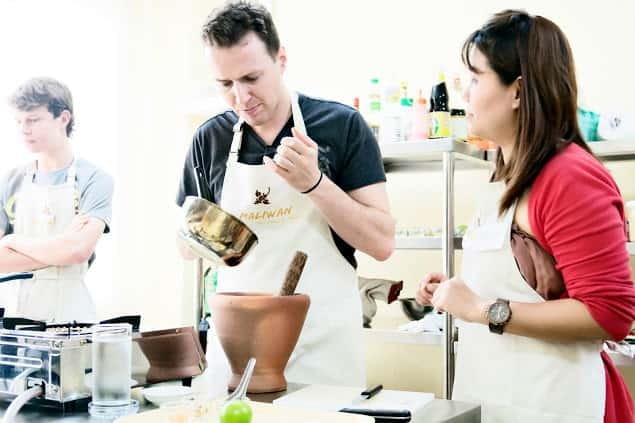 Bangkok: Maliwan Thai Cooking Class with Market Tour - Who will enjoy this class most
