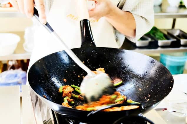 Bangkok: Maliwan Thai Cooking Class with Market Tour - How the $40 price works out