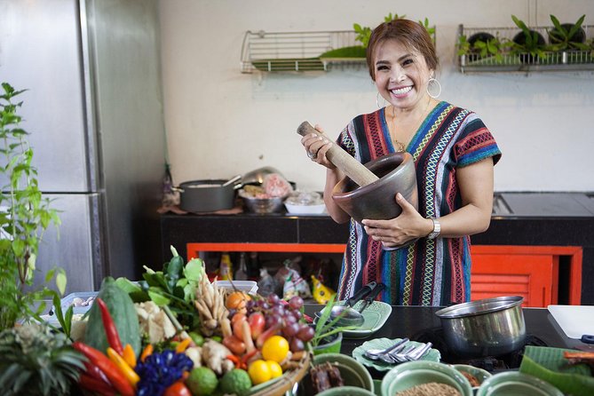 Bangkok Market Tour & Thai Cooking Class with Boat Ride with Aoy - Lunch with river views