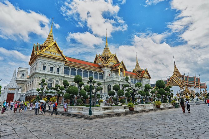 Bangkok Markets, Palaces and Temples Excursion - 7:00 a.m. departure from Eastin Grand Hotel Sathorn