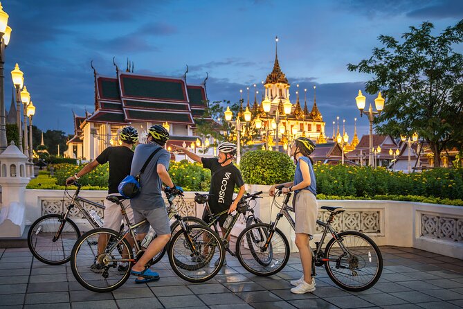 Bangkok: Night Bike Tour with Temples & Flower Market Visit - Loha Prasat, Democracy Monument, and the Khao San backstreets