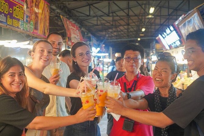 Bangkok Night Market Tour Dinner and Vintage Find - Practical details that matter